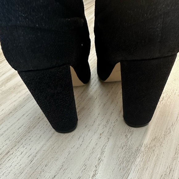 EUC Jewl Badgley Mischka Black Romance Booties - Picture 6 of 9